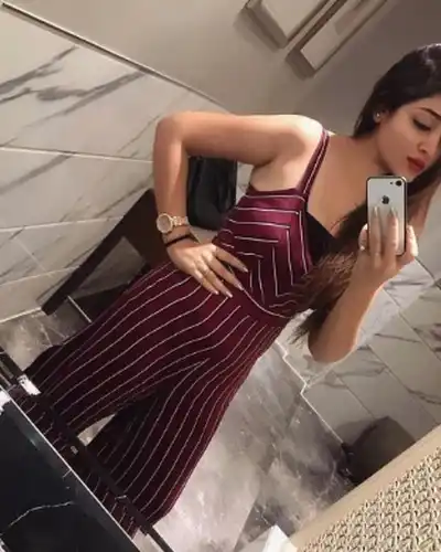 Qamrunisha Khan